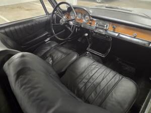 Image 14/19 of BMW 3200 CS (1964)