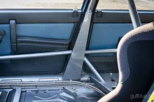 Image 37/44 of Alfa Romeo 75 3.0 V6 QV (1989)