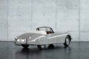 Bild 6/50 von Jaguar XK 120 DHC (1953)