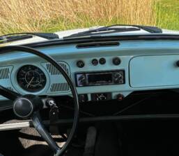 Image 5/5 of Volkswagen Escarabajo 1200 (1974)