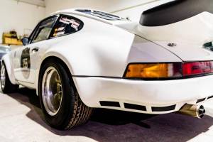 Image 19/46 de Porsche 911 RSR 3.0 (1976)