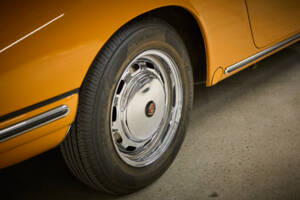 Imagen 31/100 de Porsche 912 (1967)