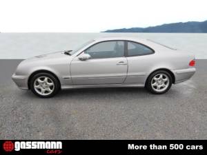 Immagine 5/15 di Mercedes-Benz CLK 320 (2000)