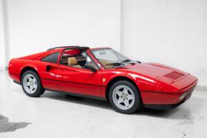 Bild 4/40 von Ferrari 328 GTS (1986)