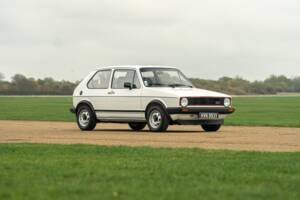 Image 17/40 of Volkswagen Golf I GTI 1.6 (1980)