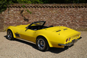 Image 19/50 of Chevrolet Corvette Stingray (1972)