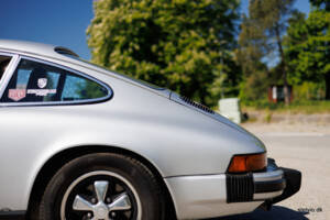 Image 24/42 de Porsche 911 2.7 (1974)