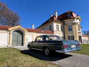 Imagen 16/65 de Mercedes-Benz 220 SE b (1961)