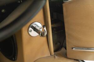 Imagen 38/50 de Jaguar E-Type V12 (2+2) (1971)