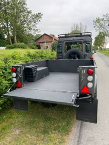 Immagine 26/28 di Land Rover Defender 90 (2015)
