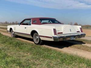 Image 6/8 de Lincoln Continental Mark V (1977)
