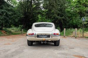 Image 13/50 de Jaguar Type E 3.8 (1963)
