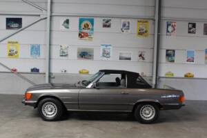 Image 9/15 de Mercedes-Benz 450 SL (1980)
