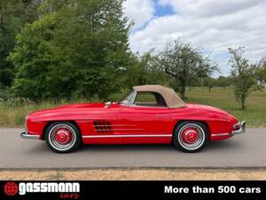 Image 2/15 de Mercedes-Benz 300 SL Roadster (1975)
