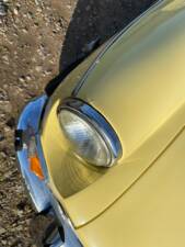 Image 19/20 of MG MGB GT (1967)