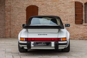 Afbeelding 12/45 van Porsche 911 Carrera 3.2 (WTL) (1988)