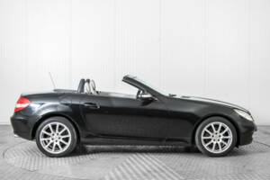 Bild 10/50 von Mercedes-Benz SLK 280 (2005)