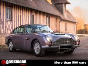 Image 3/15 of Aston Martin DB 6 Vantage (1967)