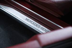 Image 28/37 of Mercedes-Benz SL 500 (1995)