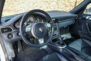 Image 3/50 of Porsche 911 Carrera S (2004)