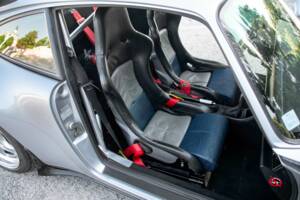 Imagen 23/28 de Porsche 911 Carrera RS (1995)