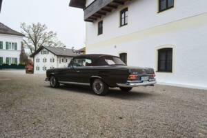 Immagine 5/38 di Mercedes-Benz 280 SE (1968)