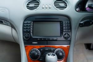 Image 29/56 de Mercedes-Benz SL 65 AMG (2004)