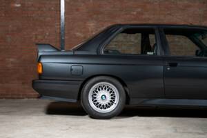 Bild 38/99 von BMW M3 (1986)