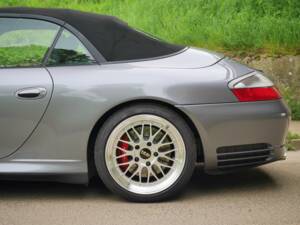 Bild 13/26 von Porsche 911 Carrera 4S (1900)