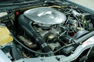 Image 31/50 of Mercedes-Benz 500 SEC (1982)