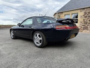 Image 31/43 of Porsche 928 GTS (1994)