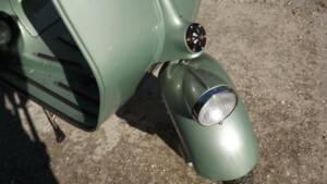 Immagine 18/44 di Piaggio Vespa 125 (1951)