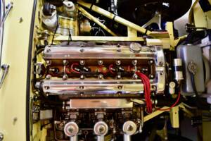 Bild 27/50 von Jaguar E-Type 4.2 (1965)