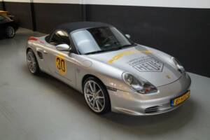 Immagine 26/50 di Porsche Boxster (2003)