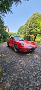 Immagine 25/37 di Porsche 911 Carrera 3.2 (1985)