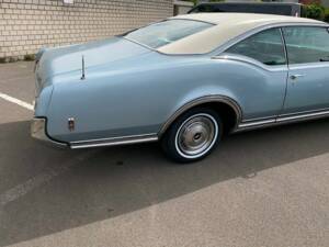 Bild 3/13 von Oldsmobile Delta 88 Holiday Hardtop (1968)