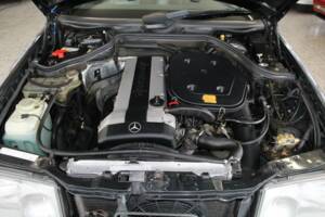 Bild 20/20 von Mercedes-Benz 300 CE-24 (1996)
