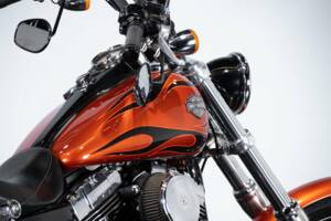 Bild 41/50 von Harley-Davidson DUMMY (2010)