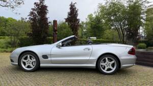 Obraz 2/29 pojazdu Mercedes-Benz SL 55 AMG (2004)