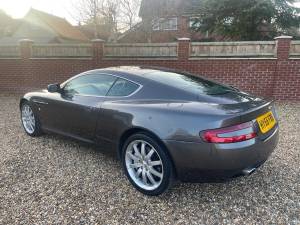Afbeelding 3/16 van Aston Martin DB 9 (2005)