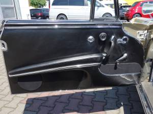 Image 31/32 of Mercedes-Benz 300 SE (1964)