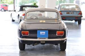 Bild 13/30 von Alfa Romeo Giulia GT 1300 Junior (1971)