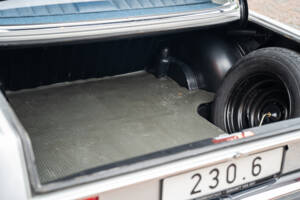 Afbeelding 18/63 van Mercedes-Benz 230&#x2F;6 (1974)