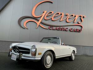 Bild 1/36 von Mercedes-Benz 280 SL (1970)