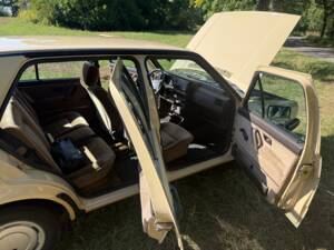 Image 24/32 of Volkswagen Golf Mk II 1.8 (1987)