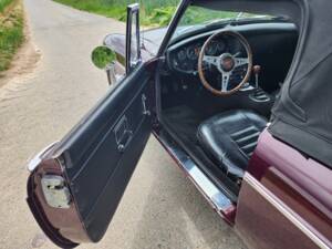 Image 10/55 of MG MGB (1969)