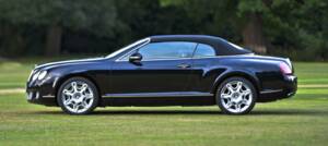 Bild 16/50 von Bentley Continental GTC W12 (2011)