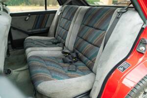 Image 31/50 of Lancia Delta HF Integrale 16V (1989)