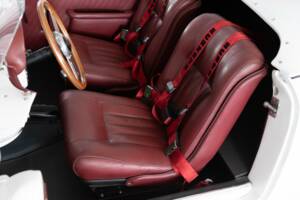 Image 29/40 of Mercedes-Benz 190 SL (1955)