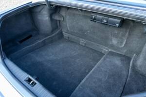 Image 18/50 of Jaguar XJ 6 4.0 Sovereign (1995)